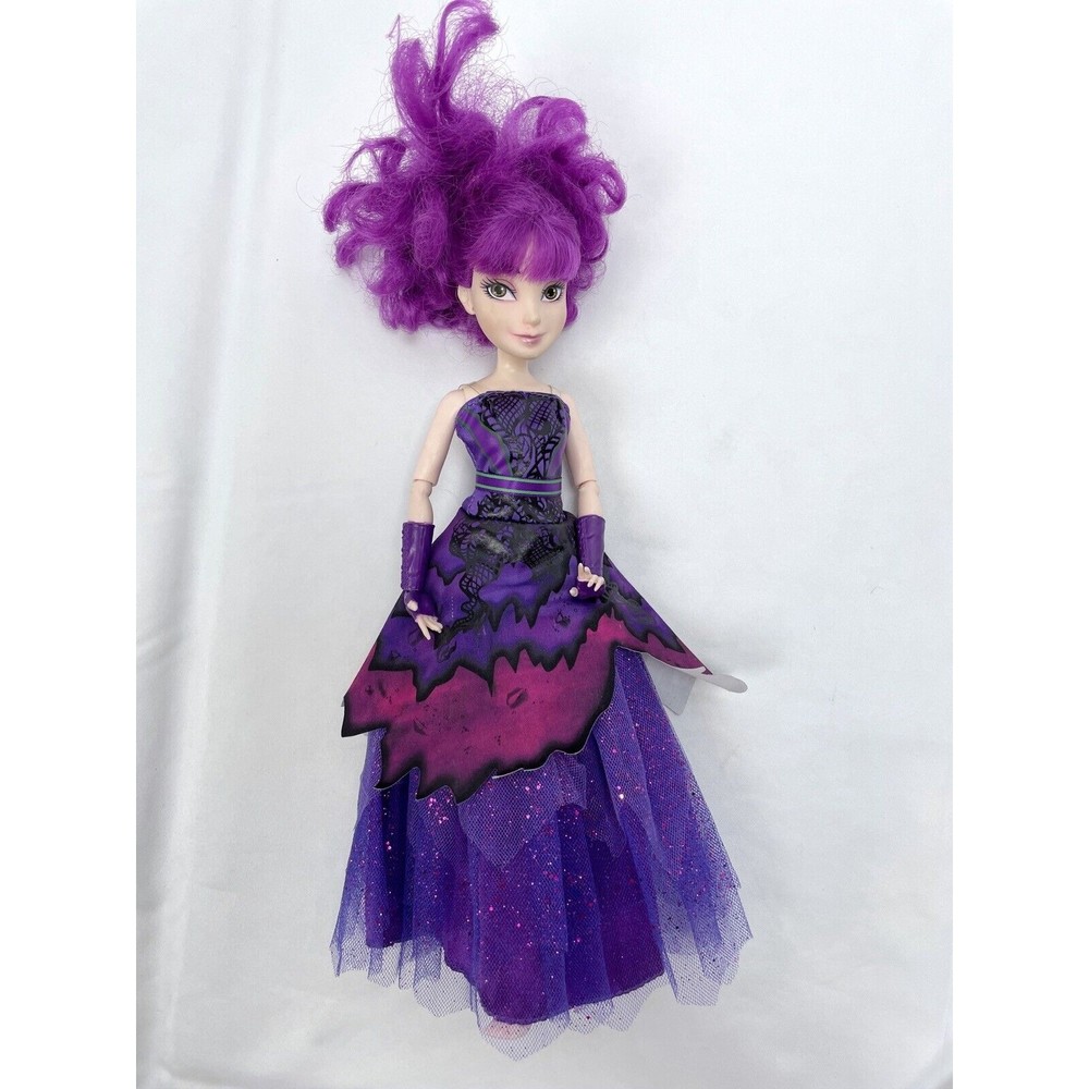 Descendants 2 Mal Fashion Doll 12” Isle of the Lost‎ Royal Ball